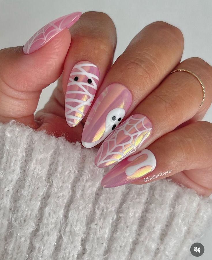 Mummy Nail Art, Nail Art Pink, Halloween Manicure, Pink Chrome Nails, Simple Fall Nails, Cute Halloween Nails, Pink Chrome, Striped Nails, Halloween Inspo