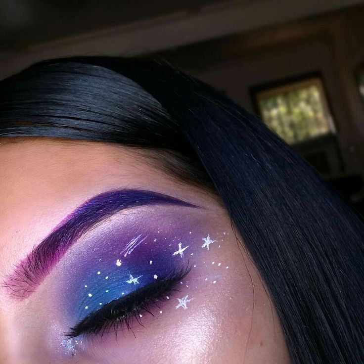 Nebula Makeup, Eye Mekup, Galaxy Costume, Extraordinary Makeup, Nebula Dress, Unicorn Eyeshadow, Shimmering Eyeshadow, Creative Eyeshadow, Fantasy Make-up