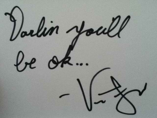 a close up of handwriting on a piece of paper with the words, dahln youll be ok