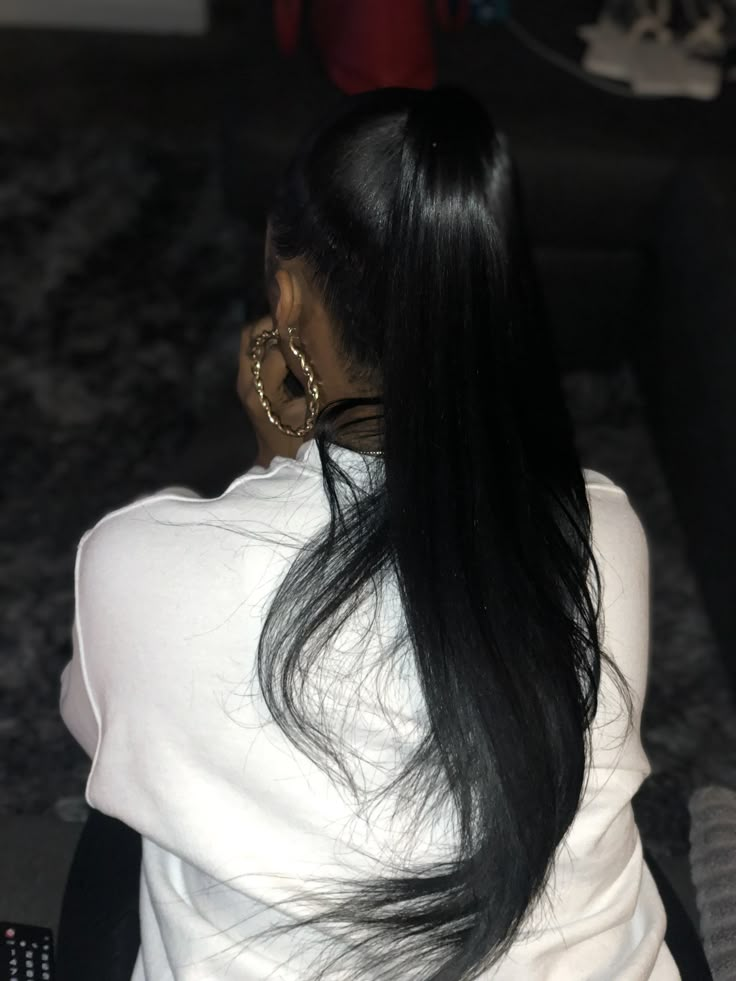 Black Slick Ponytail, Jet Black Ponytail, Baddie High Ponytail, Straight Hair High Ponytail, Black Hair Ponytail Aesthetic, High Ponytail Ariana Grande, Wet Ponytail, High Straight Ponytail, Baddie Ponytail