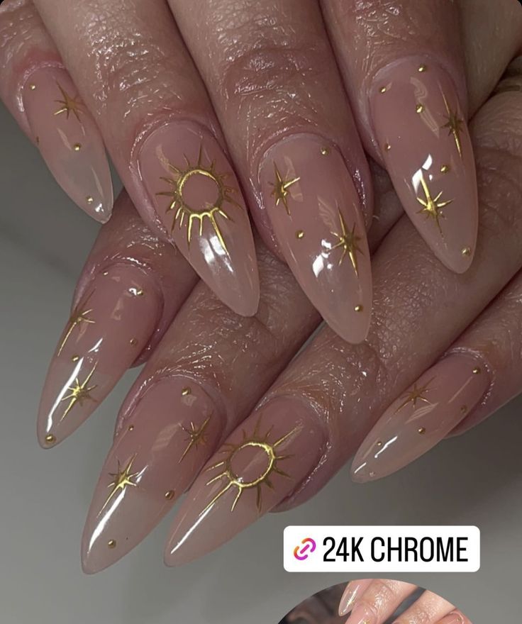 Beige Nail Inspo Acrylic, Brown Celestial Nails, Gold Sun Nail Art, Astral Nail Art, Aphrodite Inspired Nails, Gold Stars And Moon Nails, Astronomy Nails Acrylic, Gold Sun Nail Design, Apollo Inspired Nails