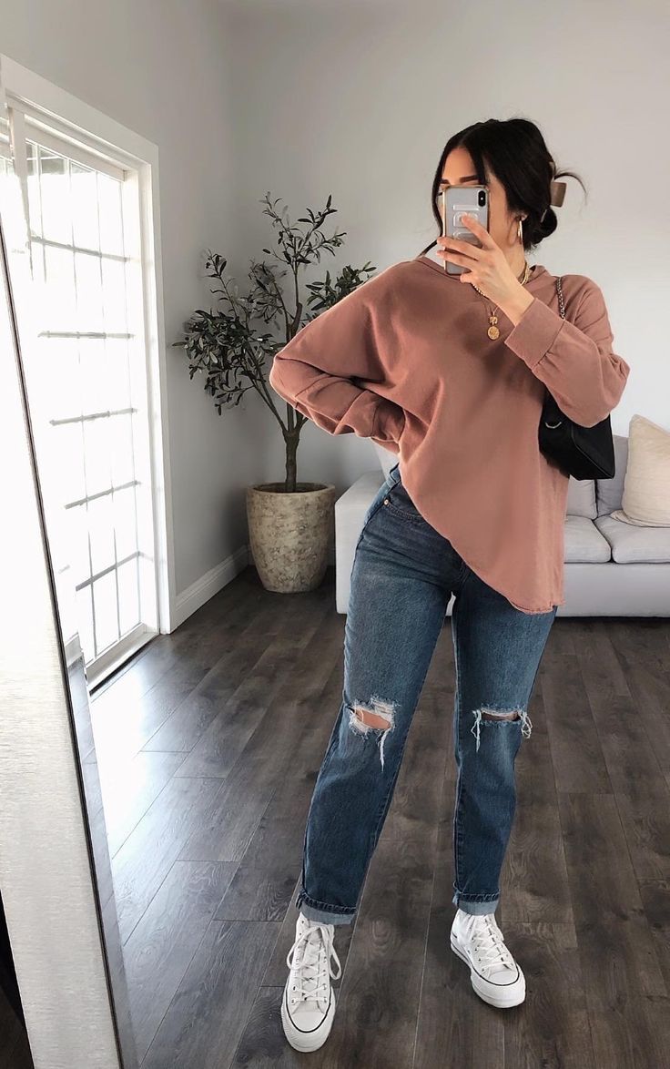 Mom Outfit, Tshirt Outfit, Classy Winter Outfits, Casual College Outfits, Winter Fashion Outfits Casual, Jeans Outfits, Causal Outfits, Casual Day Outfits, Causual Outfits