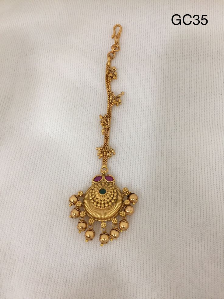 Nethi Chutti, Necklaces Luxury, Mang Tikka, Victoria Kay, Pure Gold Jewellery, German Silver Jewelry, Gold Necklace Indian Bridal Jewelry, Real Gold Jewelry, Diamond Crown