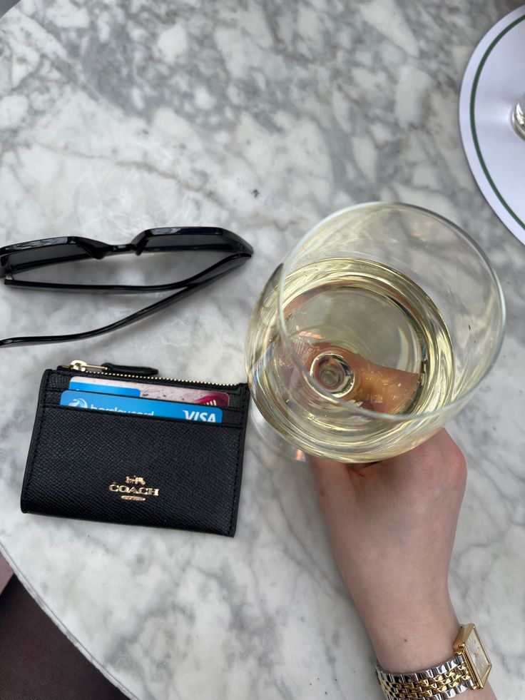 Card Holder Coach, Coach Card Wallet, Card Holder Aesthetic, Anik Anik, Dream Purse, Coach Card Holder, Ysl Wallet, Inside My Bag, Drinking Wine