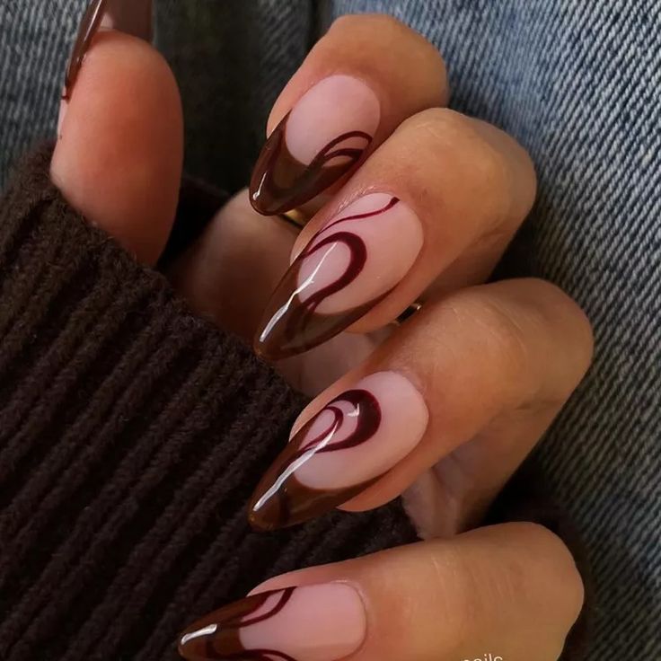 17 Almond Nail Ideas for Fall 2024 Almond Shaped Nail Inspiration, November Almond Nails Designs Fall, November Nails Fall Almond, Simple Nails Almond, Fall Acrylic Nails Almond, November Almond Nails, Almond Nails Designs Fall, Short Almond Nails Fall, Almond Shape Fall Nails