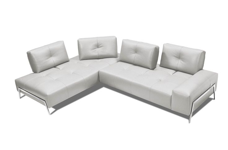 Incanto Italian Attitude Couches & Sofa I763 Incanto Sectional Sofa Leather Reclining Sectional, Leather Sofa Bed, Modern Houses Interior, Sofa Colors, Modern Sectional, Leather Sectional, New Line, Furniture Collection, Leather Upholstery