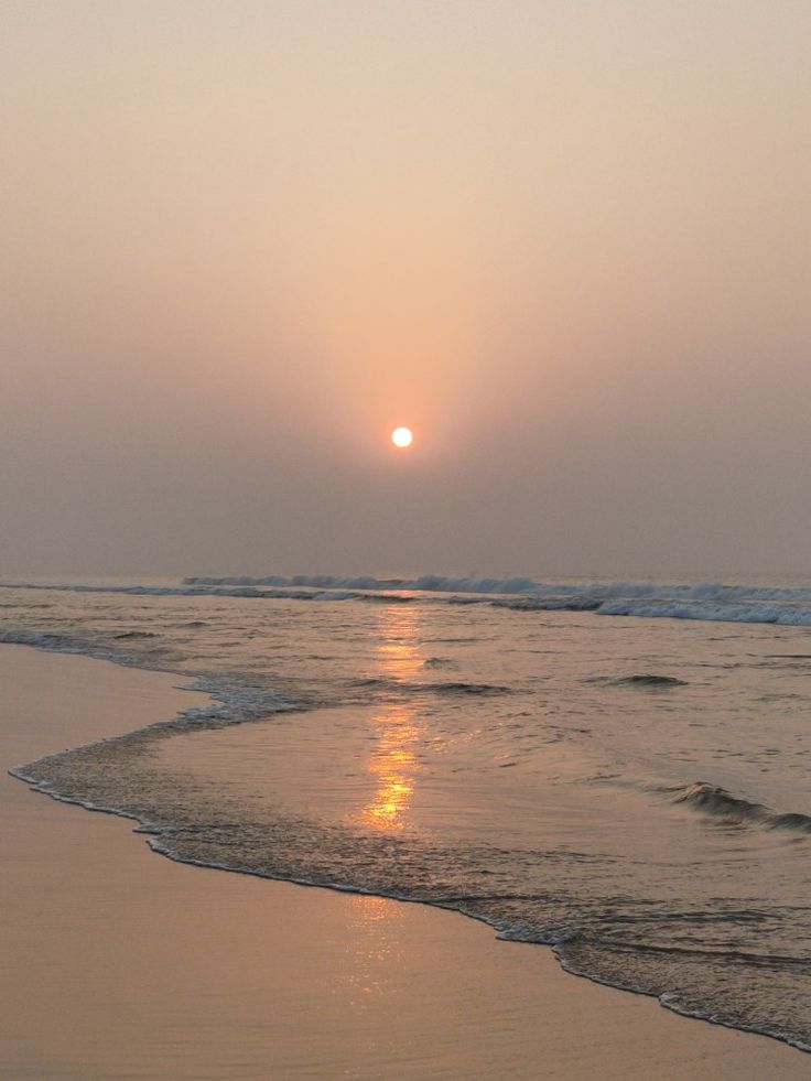 Beaches. Puri Odisha Beaches, Golden Beach Puri, Puri Odisha Aesthetic, Puri Beach Aesthetic, Odisha Aesthetic, Odisha Photography, Puri Beach, Creative Beach Pictures, Traveling Photos