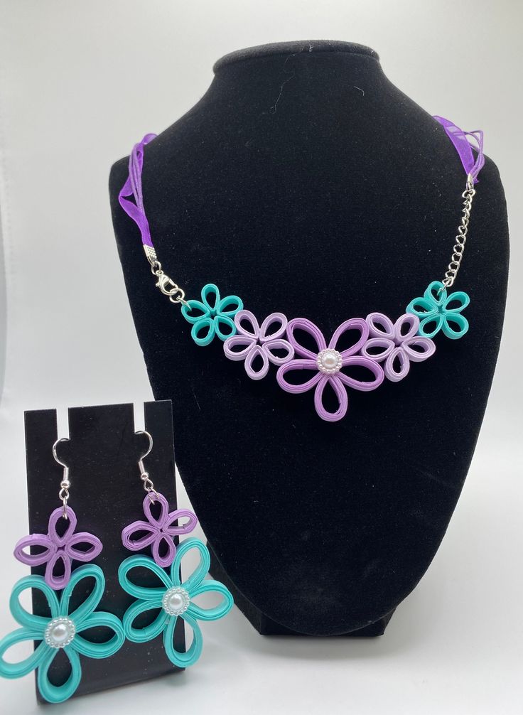 Multicolor Flower-shaped Jewelry With 3d Flowers, Multicolor 3d Flower Shaped Jewelry, Adjustable Flower-shaped Jewelry For Crafting, Handmade Purple Jewelry Sets As Gift, Handmade Flower Jewelry For Crafting, Handmade Adjustable Purple Flower Necklace, Handmade Purple Flower Necklace For Gift, Handmade Purple Flower-shaped Jewelry, Adjustable Green Jewelry With Handmade Flowers