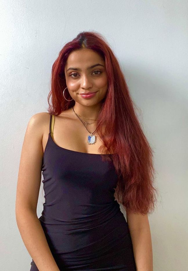 Hair Color Ideas For Brown Skin Indian Curly Hair, Red Hair Color Tan Skin, Brown Girls With Red Hair, Bright Red Hair On Brown Skin, Ginger Hair On Indian Skin, Red Hair On Brown Skin Women, Brown Skin Red Hair, Brown Girl Red Hair, Red Hair Indian Skin