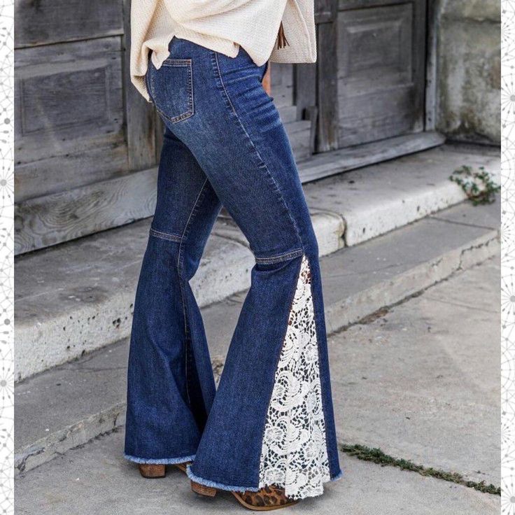 Diy Bell Bottom Jeans, Diy Flare Jeans, Diy Lace Jeans, Jeans Upcycle, Lace Jeans, Upcycle Ideas, Southern Outfits, Flair Jeans, Lace Summer Dresses