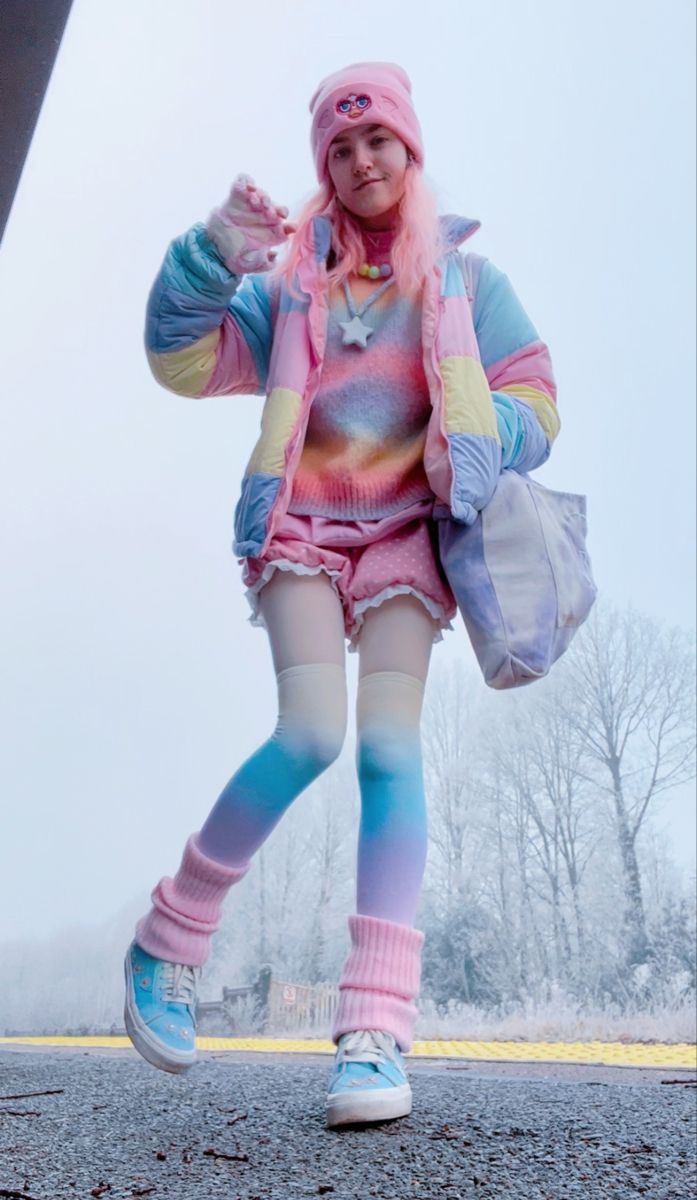 Harajuku Outfits Pastel, Japanese Harajuku Fashion Pastel, Pastel Japanese Fashion, Kidcore Pastel Outfit, Pink Kawaii Outfits Aesthetic, Pastel Decora Fashion, Yume Kawaii Aesthetic Outfits, Decora Outfits Aesthetic, Fairykei Outfit