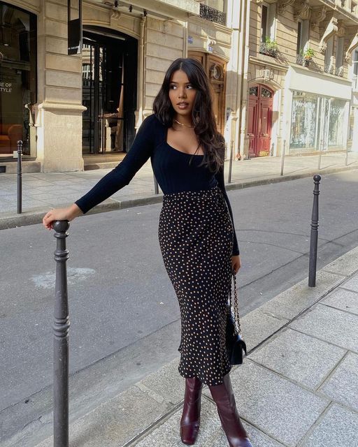 La Parisienne Stylée on Instagram: "à Paris 🤎�✨ @cha_trbls" Stylish Work Attire, Business Casual Outfits For Work, Work Fits, Foto Poses, Elegante Casual, Looks Street Style, Stylish Work Outfits, Fall Fits, Mode Inspo