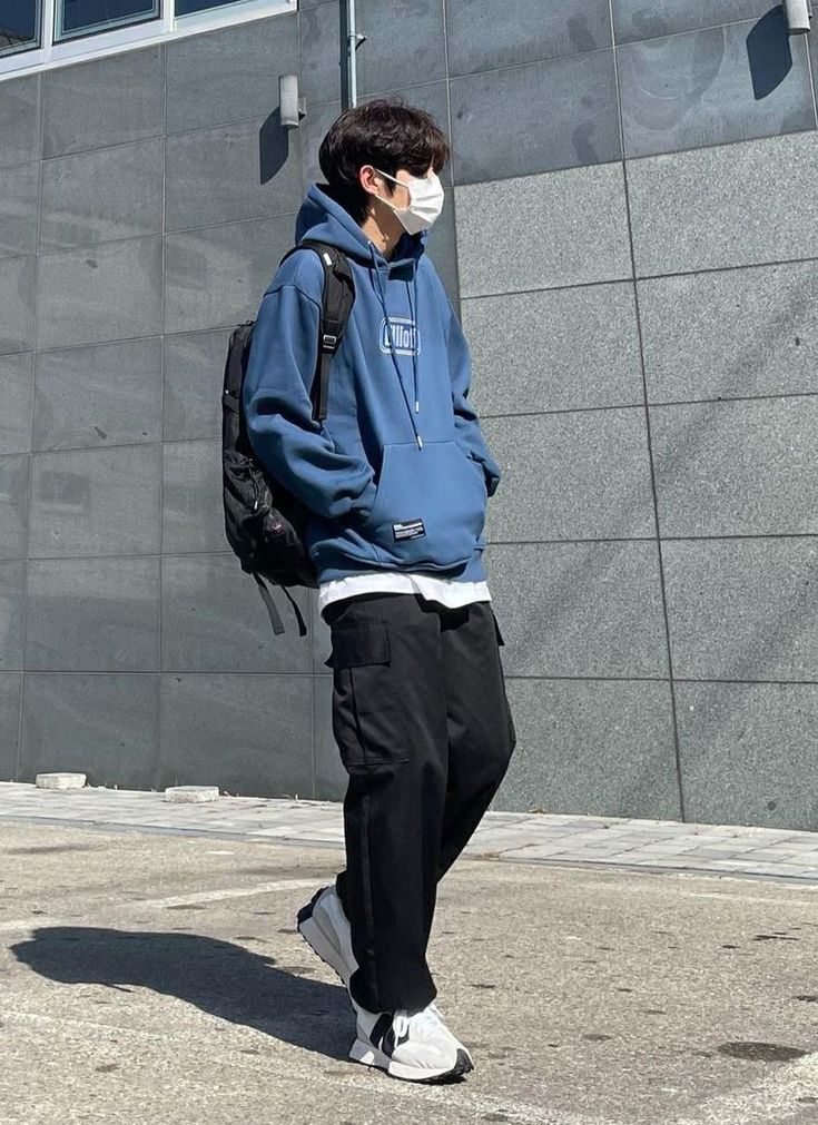 Outfit Men Korean Style, Korean Street Fashion Mens Casual, Asian Clothing Style, Korean Boy Outfit, Baggy Clothes Men, Korean Streetwear Men, Baggy Clothes Outfit Men, Men Outfits Aesthetic, Korean Streetwear Fashion