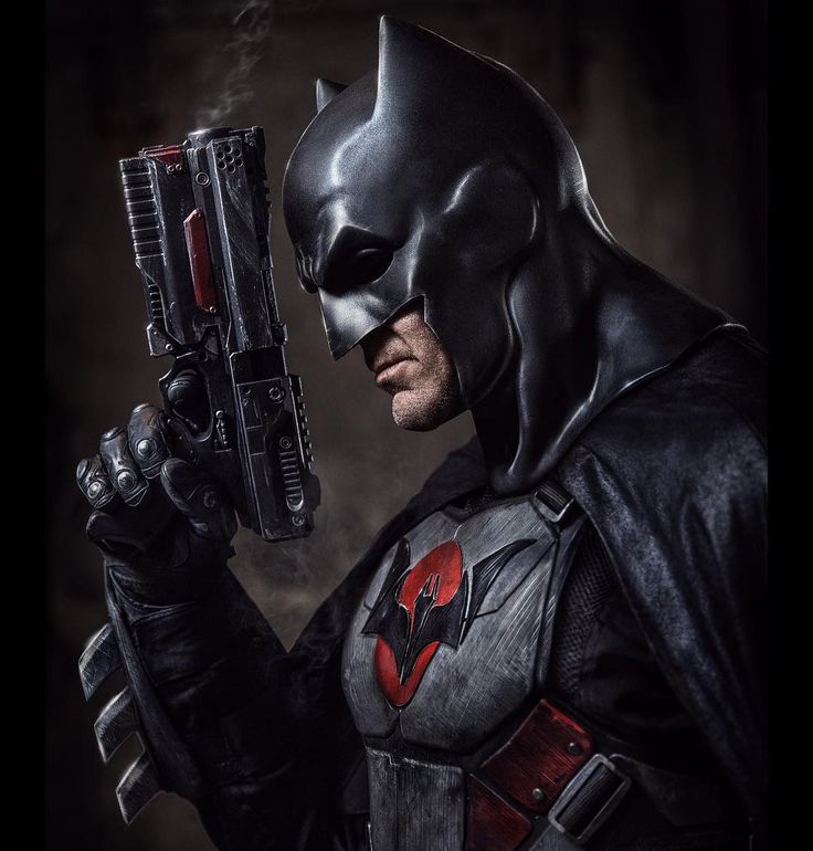 Behold..... The Batman. FLASHPOINT BATMAN IS COMING. Stay tuned. Batman Flashpoint, Flashpoint Batman, Kevin Porter, Batman Metal, Thomas Wayne, Batman Armor, Batman Cosplay, Batman Artwork, Batman Funny