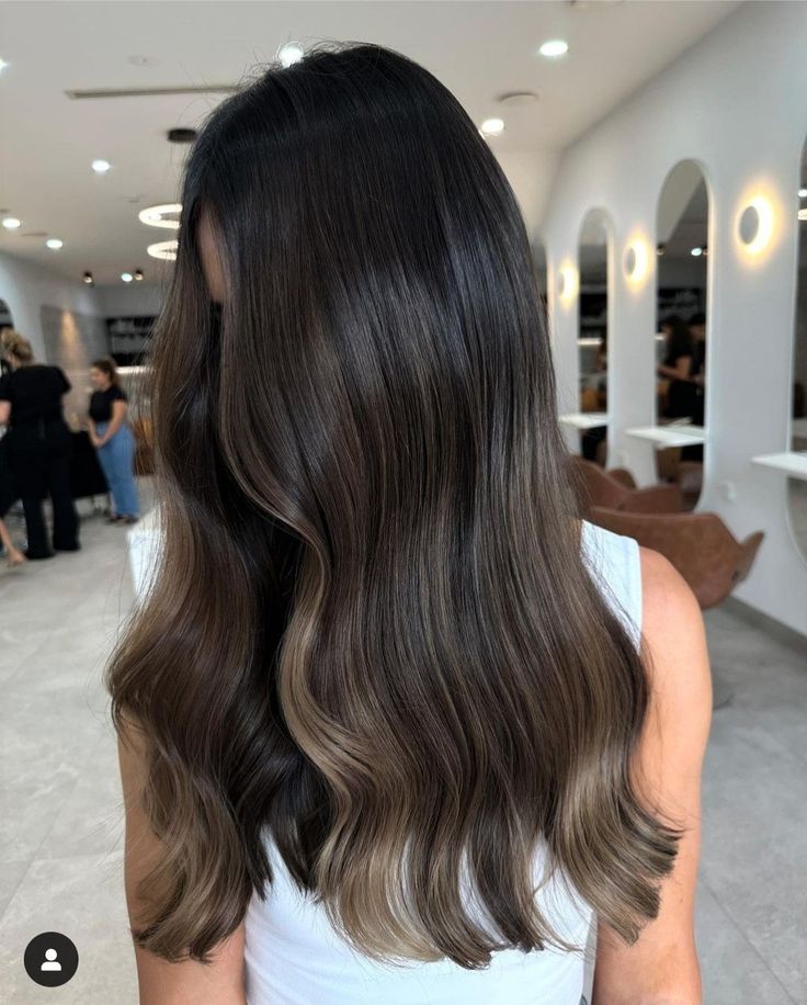 Mocha Balayage Hair, Creamy Brunette, Candlelit Brunette, Mocha Balayage, Brown Hair Inspiration, Bombshell Hair, Summer Brown, Brown Hair Shades, Black Hair Balayage