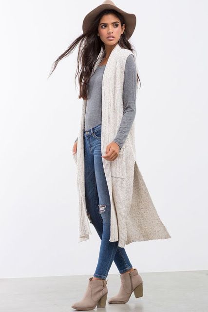 The Best Cardigans Guide - Direct Secrets for Women Look | City of Creative Dreams cardigan oversize | cardigan chopped | cardigan outfit fall | cardigan outfit for work Sleeveless Cardigan Outfit, Cardigan Fall Outfit, How To Wear Jeans, Long Sleeveless Cardigan, Sweater Vest Outfit, Long Sweater Vest, Best Cardigans, Gilet Long, Sleeveless Cardigan