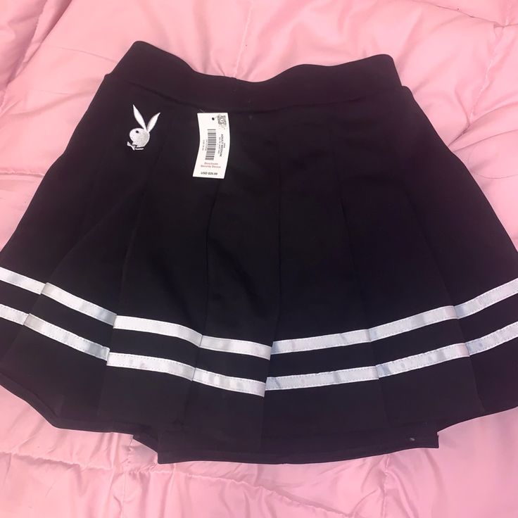 Super Cute ! High Waisted , The Playboy Bunny Is Embroidered Nwt Femboy Skirts, Soft Femboy Outfits, Playboy Clothes, I'm Jealous, Black Pleated Mini Skirt, Houndstooth Skirt, T Dress, School Clothes, Playboy Bunny