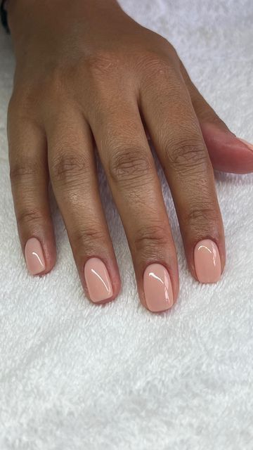 Gel Manicure On Natural Nails, Perfect Nails Natural, Very Short Natural Nails, 23 Nails, Manicure Gel Nails, American Manicure, Charlotte Emily, Natural Nails Manicure, American Nails