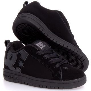 Dc Shoes Women, Skate Boy, Pretty Shoes Sneakers, Shoe Wishlist, Mens Skate Shoes, Skate Shoe, Shoe Inspo, Girls Shoes Kids, Swag Shoes