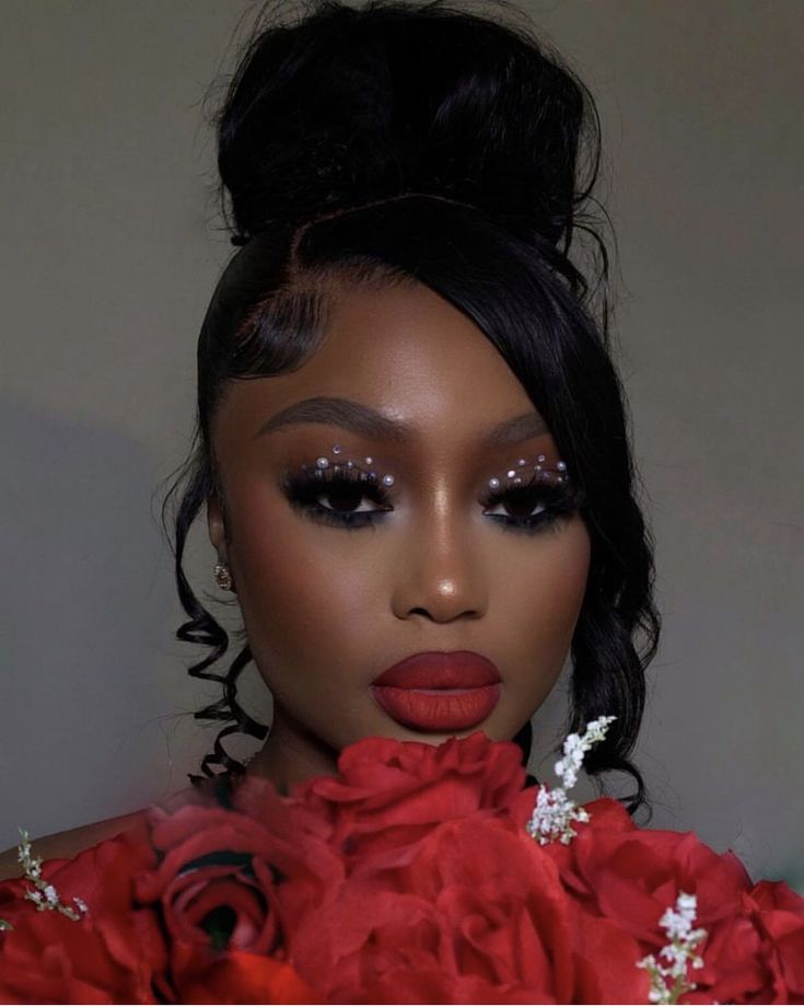 Makeup For A Black Tie Event, Black Makeup Black Women, Red Make Up Looks On Black Women, Sultry Makeup For Black Women, Red Lip Smokey Eye Makeup Look, Silver And Red Makeup, Red Lip Makeup Look Black Women Make Up, Dark Skin Beauty Makeup, Makeup Looks Photoshoot