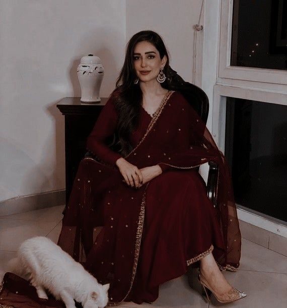 Mehroon Colour Combination Suits, Merun Colour Outfits, Mehrun Color Suit, Maroon Suit Women Indian, Dark Green Churidar, Maroon Salwar Suit, Maroon Anarkali, Wine Colored Dresses, Long Frock Designs