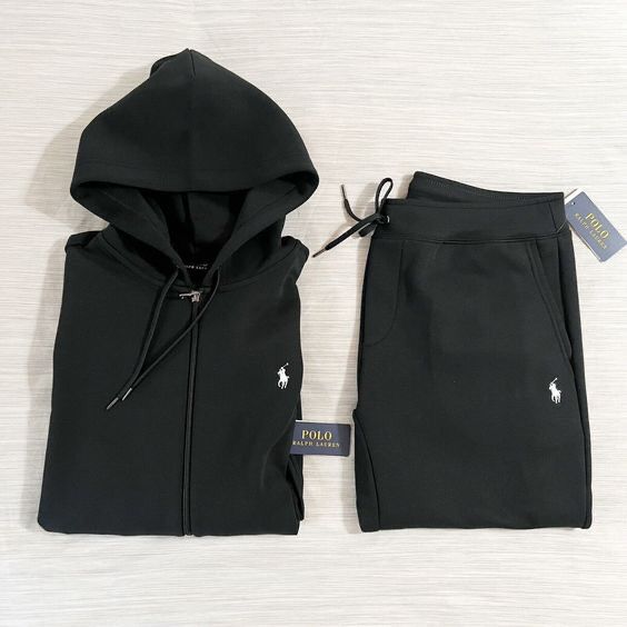 Polo Tech Fleece, Mens Fashion Polo, Polo Sweatsuit, Polo Tracksuit, Polo Ralph Lauren Tracksuit, Ralph Lauren Tracksuit, Sweat Suits Outfits, Polo Set, Stile Blair Waldorf