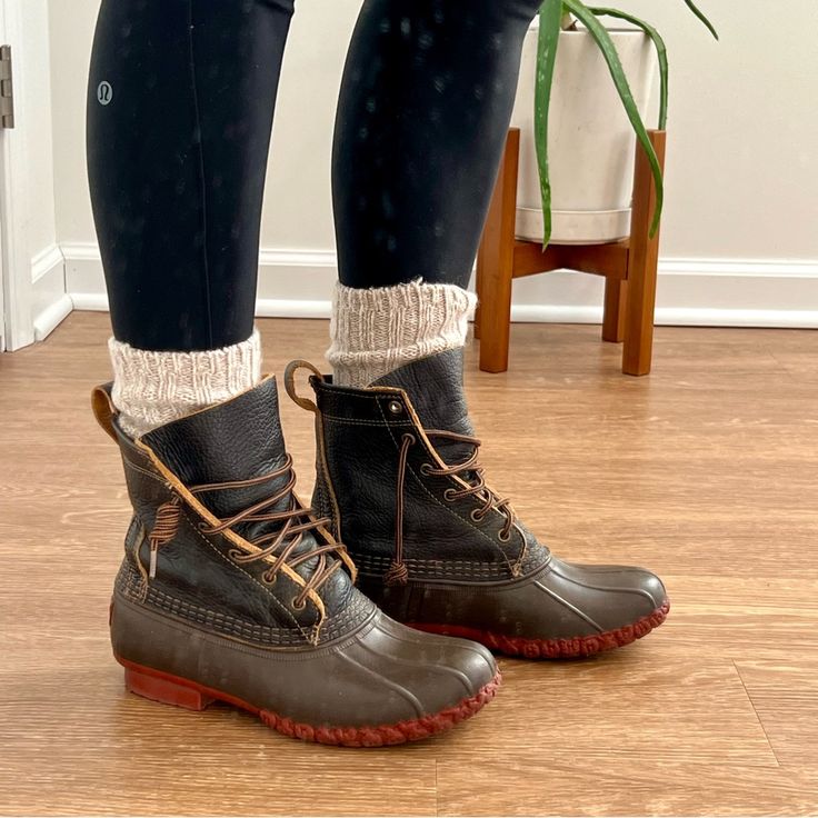 An Upgrade To The Classic Llbean Duck Boots! Soft, Supple, And Strong Bison Leather Looks Better Each Year As It Naturally Wears. Brick Red Soles Offer A Pop Of Understated Color. Great For Everyday Wear! L.L.Bean Duck Boots Have Unique Sizing: These Size 7 Boots Best Fit A Size 8-8.5 (I’m Right In Between And These Fit Perfectly, With Or Without Warm Socks). These Are A Limited Edition And Are No Longer Available From L.L.Beanscoop Them Up Here For The Original Price!! :) Condition: * Excellent, Gently Worn Condition As Shown! ***Check Out The Rest Of My Closet And Bundle To Save! All Items Are Carefully Packaged And Shipped Same/Next Day!*** Ll Bean Boots Outfit, Sperry Boots Outfit, Bean Boots Outfit, Duck Boots Outfit, Ll Bean Duck Boots, Ll Bean Boots, Sperry Boots, Bison Leather, Leather Looks