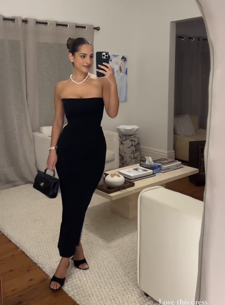 Black Strapless Dress Outfit, Tube Dress Outfit Classy, Black Dress With Gold Accessories, Strapless Dress Outfit, Black Bodycon Dress Outfit, Tube Dress Outfit, October Weddings, Long Tube Dress, Black Tube Dress