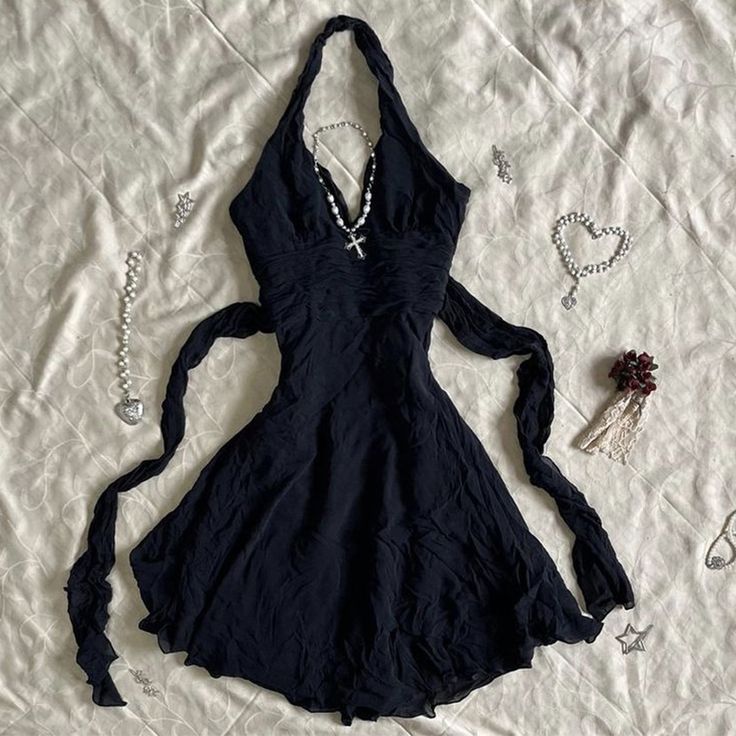 Gothic Harajuku Vintage Y2K Women's Dress Sexy Slim Chic Casual Lace-up Design Halter Neck Dresses 90s Dress Short, 200s Dresses, Haleigh Core Aesthetic, Hoco Dresses Vintage, Y2k Short Dress, Goth Mini Dress, Grunge Hoco Dress, Y2k Hoco Dress, Rich Clothes Aesthetic