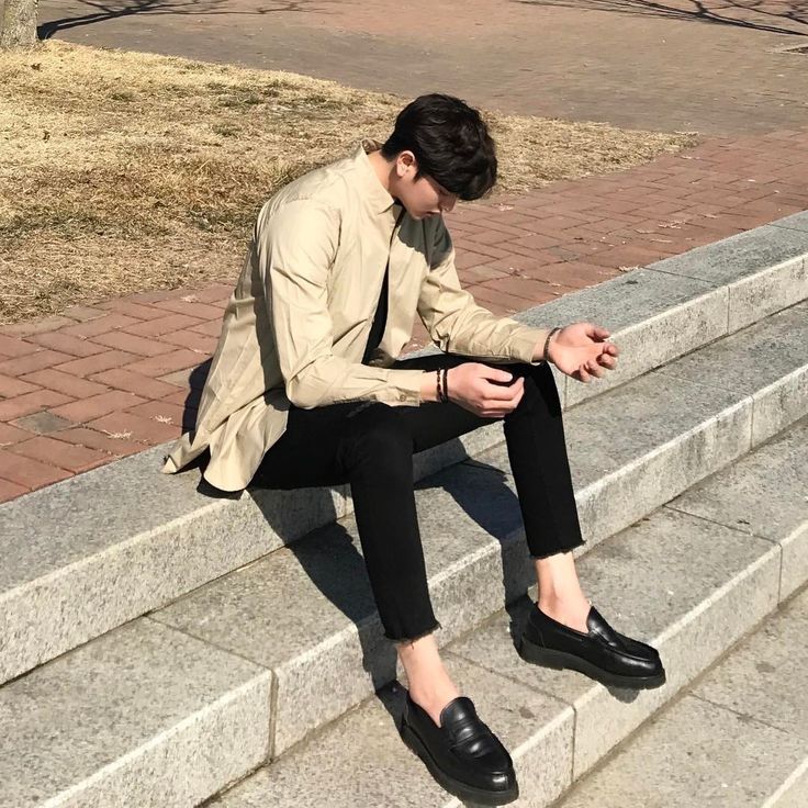 Black Shoes Outfit, S A, Dressing Ideas, Wattpad Book, Trendy Mens Fashion, Dressing Style, Ootd Men, Black Loafers, Levi Ackerman