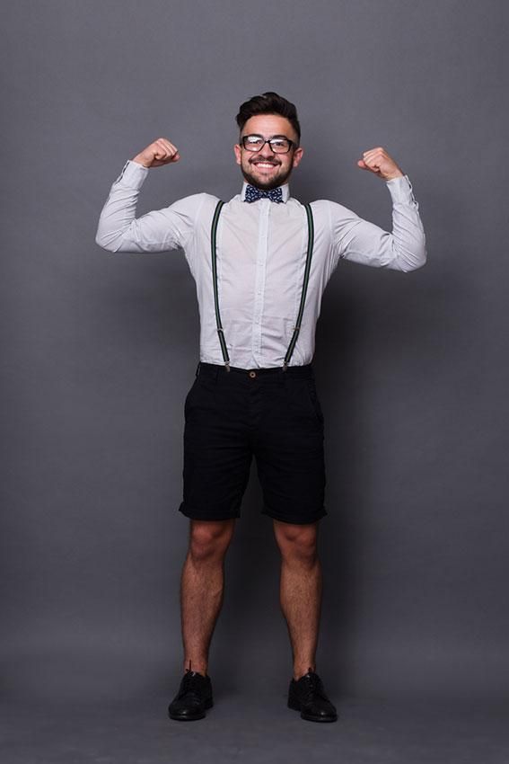 Casual Wedding Outfit, Suspenders Men, Derby Outfits, Look Short, Casual Wedding, Future Wedding Plans, Suspenders, Mens Shorts, Wedding Outfit