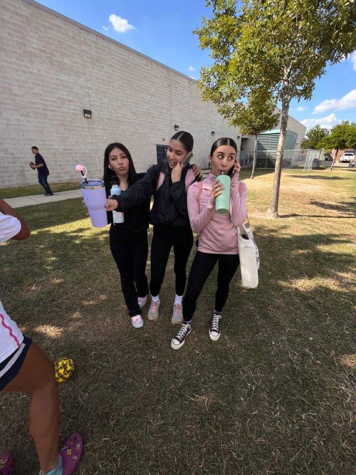 Dress As A Teacher Day Spirit Week, Soccer Mom Hairstyles Spirit Week, Soccer Moms Vs Bbq Dads, Soccer Mom Fit Spirit Week, Barbecue Dad Vs Soccer Mom Outfit Spirit Week, Bbq Dads Vs Soccer Moms Spirit Week, Soccer Mom Vs Bbq Dad Spirit Week, Cute Soccer Mom Outfits, Soccer Mom Vs Bbq Dad