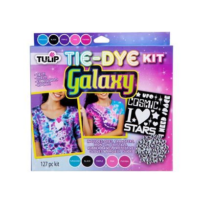 the tie dye kit for girls is packaged in purple and blue with stars on it