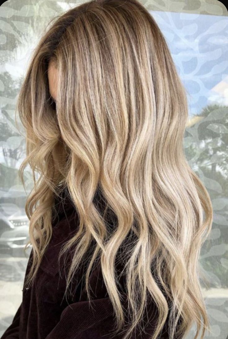 Buttercream Blonde, Balayage Before And After, Look Winter, Medium Length Hairstyles, Bright Fashion, Winter Hair Color, Winter Nail, Blonde Color, Hair Color For Black Hair