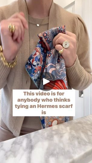 Hermes Scarf How To Wear, Hermes Scarf Tying, Hermes Scarf Outfit, Scarf Hacks, How To Tie A Knot, Sleek Outfit, Scarf Tutorial, How To Wear A Scarf, Scarf Outfit