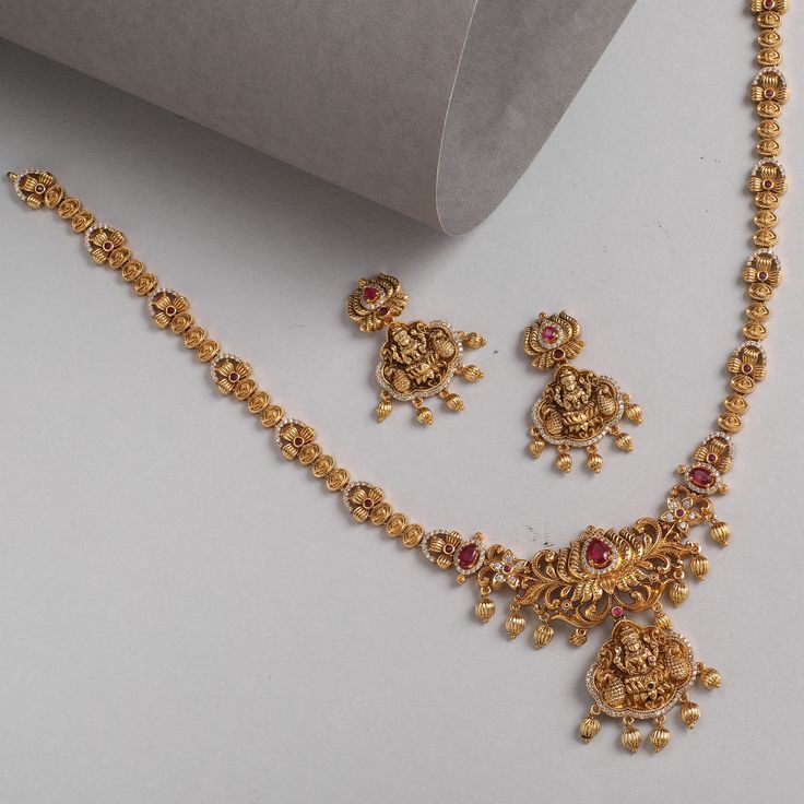 Fancy Jewellery Necklace Gold, Luxury Long Gold Sets, Gold Necklace With Earrings Set, Antique Gold Long Necklace Designs, Layer Gold Necklace Indian, Gold Jewelry Fashion Necklace Indian, Necklace Models Gold, Cz Necklace Indian Gold, Gold Necklace Set Long