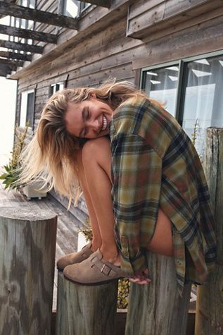 Boston Soft Footbed, Cargo Shirts, Granola Girl, Fall Fits, Green Plaid, Boho Outfits, Birkenstock, Style Me, Winter Outfits