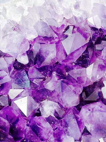 Purple Aesthetics, Crystal Background, Purple Vibe, Crystal Aesthetic, Amethyst Quartz Crystal, Pretty Rocks, Artist Aesthetic, All Things Purple, Aesthetic Colors