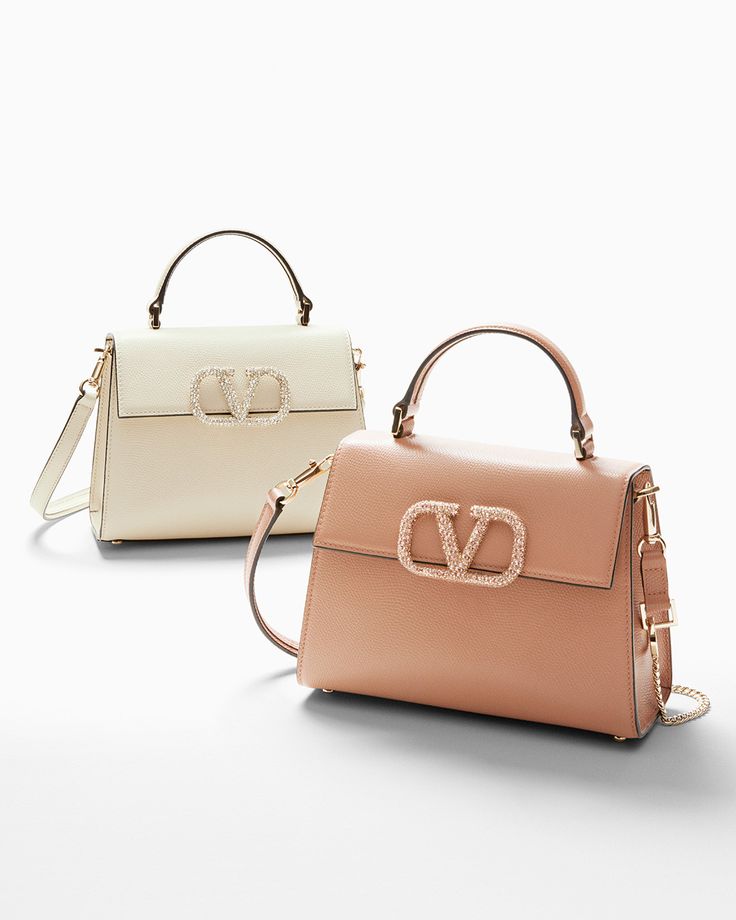 Valentino Logo Bag, Valentino Aesthetic, Jewel Logo, Valentino Purse, Valentino Bag, Valentino Logo, Dream Things, Valentino Garavani Bag, Fashion Basics