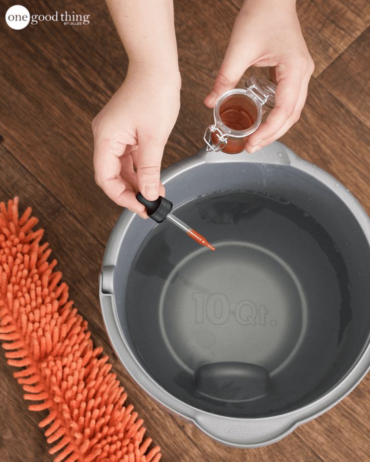 How to Make DIY Orange Oil (and What to Do With it!) • Page 6 of 6 • Organization Junkie Diy Orange Oil, Cleaning Basket, Cleaning Schedules, Homemade Essential Oils, Cleaning Diy, Oil Making, Diy Essential Oil Recipes, Orange Peels, Green Clean