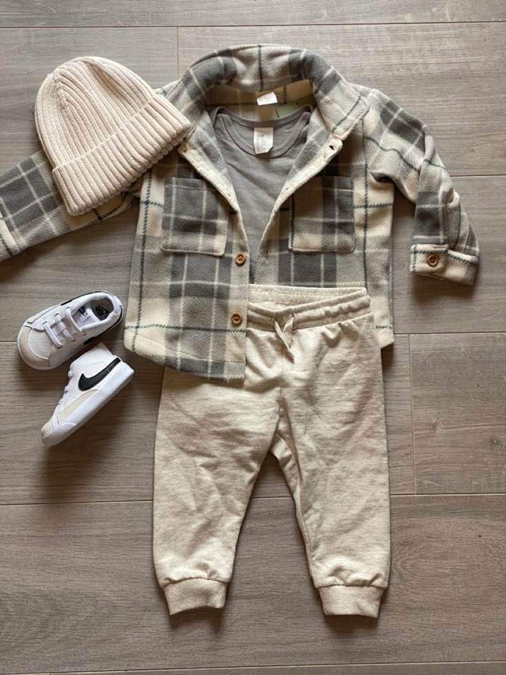 Classy Baby Boy Outfits, Baby Boy Outfits 0-3 Months, 3 Month Old Outfits, 6 Month Boy Outfits, Baby Boy Fall Outfits 3-6 Months, Baby Boy Fall Outfits 6 Months, Little Boys Outfit Ideas, Hipster Baby Boy Outfits, Toddler Boys Summer Outfits