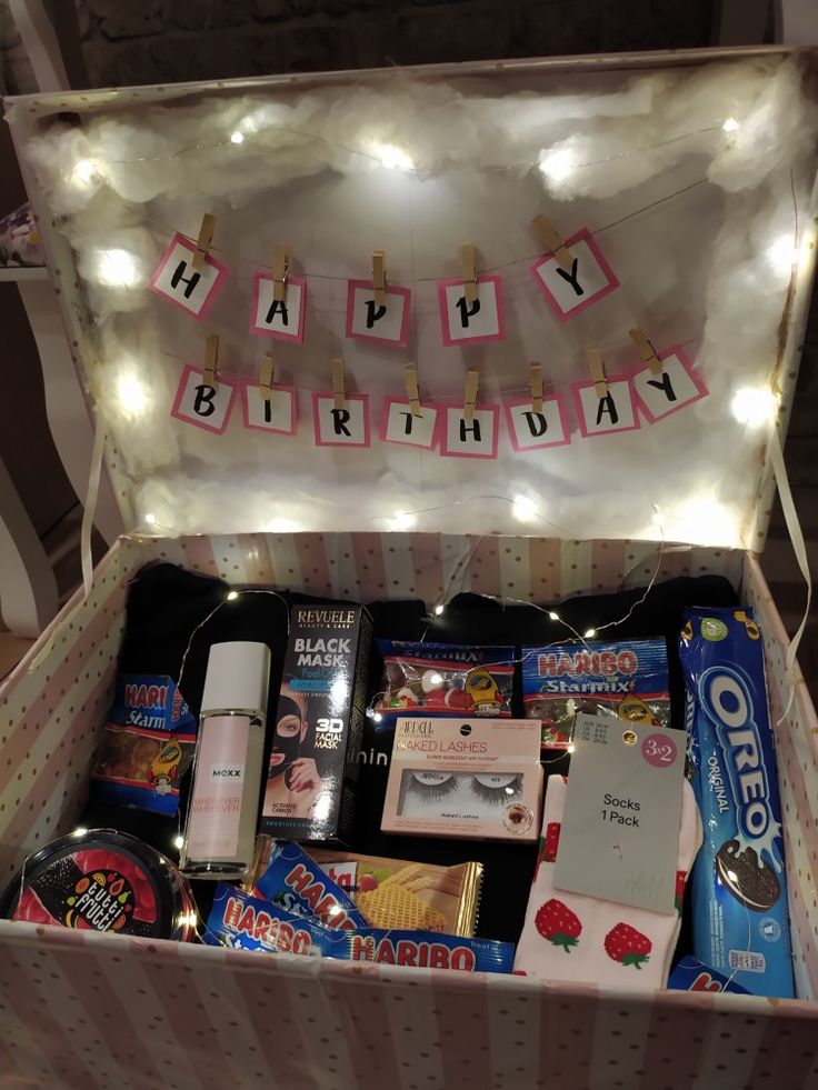 Oreo, Haribo, Hoodie, eyelashes, perfume, mask, socks, scrub, sweets, lights, gift, cotton wool, box, birthday box Shein Summer, Birthday Presents For Friends, Diy Best Friend Gifts, Bff Gifts Diy, Bff Birthday Gift, Things To, Birthday Gifts For Boyfriend Diy, Cute Gifts For Friends, Diy Birthday Gifts For Friends