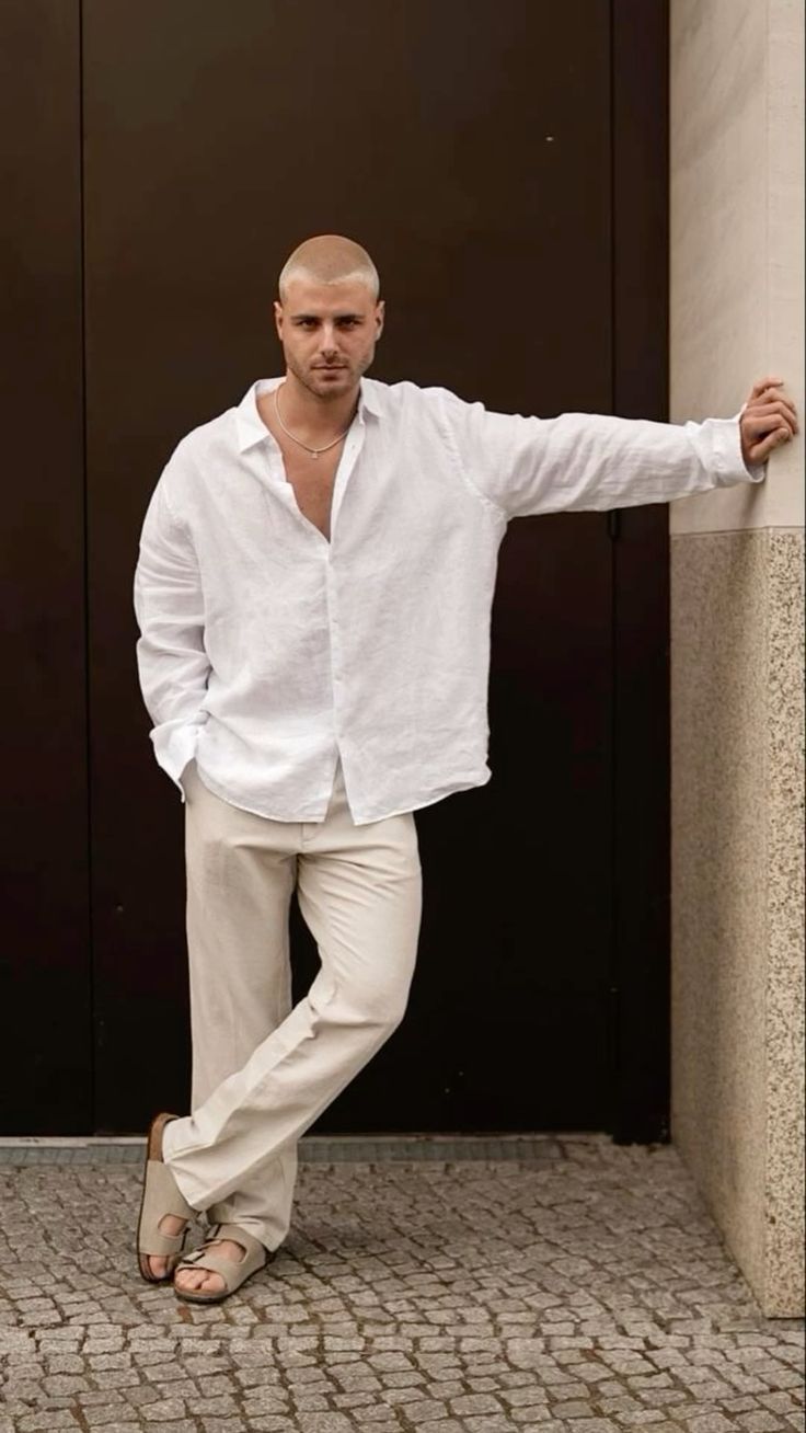 Neutral Clothes Men, Linen Male Outfit, Mens White Linen Shirt Outfit, Mens White Party Outfits, Linen Holiday Outfits, Linen Look Men, Phuket Thailand Outfit Ideas Men, Off White Shirt Outfit, Casual Elegant Outfits Men