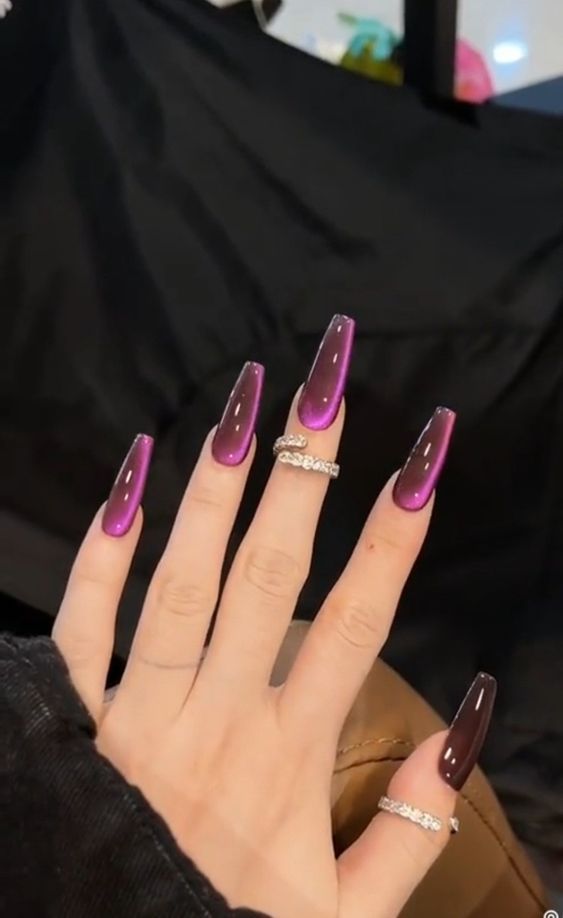 Elegant Birthday Nails Coffin, Black Color Changing Nails, October Nail Ideas Acrylic, Cat Eye Nails Gel, Cat Eye Nail Ideas, Cateyes Nails, Nails Gel Nails, Fantasy Nails, Eye Nails