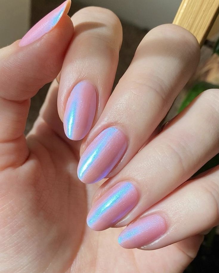 Pink Holographic Nail Designs, Tangled Prom, Rainbow Chrome Nails, Holographic Nail Designs, Pink Holographic Nails, Rainbow Chrome, Boho Nails, Beauty Hacks Nails, Pretty Gel Nails