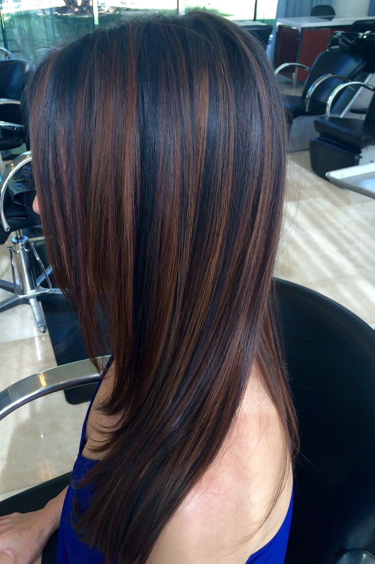 Elegant Brunette, Rambut Brunette, Brunette Hairstyles, Color For Black Hair, Brunette Hair With Highlights, Dark Hair With Highlights, Hair Streaks, Fall Hair Color For Brunettes, Brown Hair Balayage