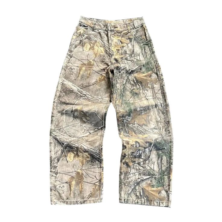 Cargos Men, Baggy Camo Pants, Camoflauge Pants, Best Clothing Websites, Long Pants Men, Winter Autumn Outfits, Camouflage Cargo Pants, Style Overalls, Png Clothes