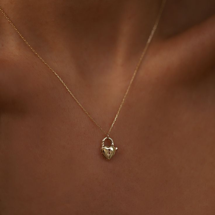 Dainty Silver Heart Necklace, Gold Necklace Bridal, Heart Aesthetic, Custom Chain, Lock Pendant, Real Gold Jewelry, Lock Necklace, Heart Lock, Jewelry Accessories Ideas