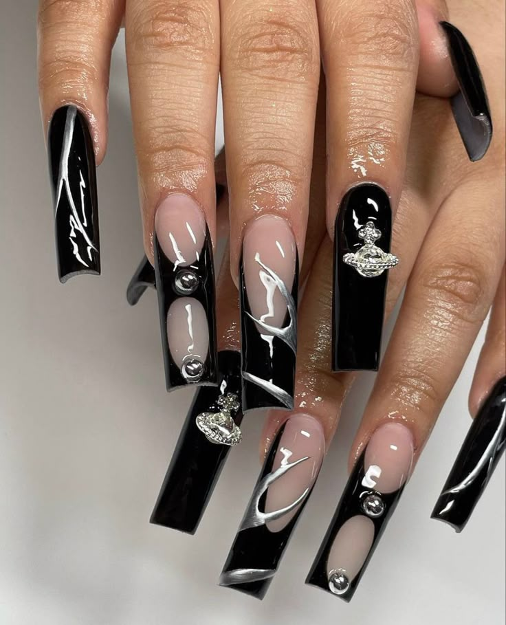 Sweet 16 Nails Acrylic, Black French Tip Nail, Sweet 16 Nails, 16 Nails, French Tip Nail Art, Black French Tip, Punk Nails, Classy Acrylic Nails, Dope Nail Designs