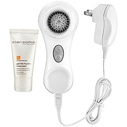 Clarisonic - Mia2™ Skin Cleansing System - rave reviews from beauty gurus on how to improve your skin's condition at home. Sonic Facial Cleansing Brush, Clarisonic Mia, Skincare Brush, Skin Cleansing, Facial Cleansing Brush, Skin Cleanse, Cleansing Brush, Clean Pores, Gel Cleanser